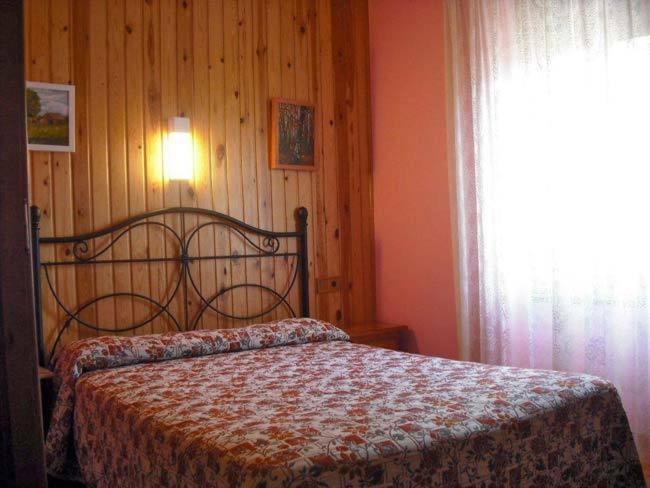 Hostal Pirineos Sarvisé Camera foto