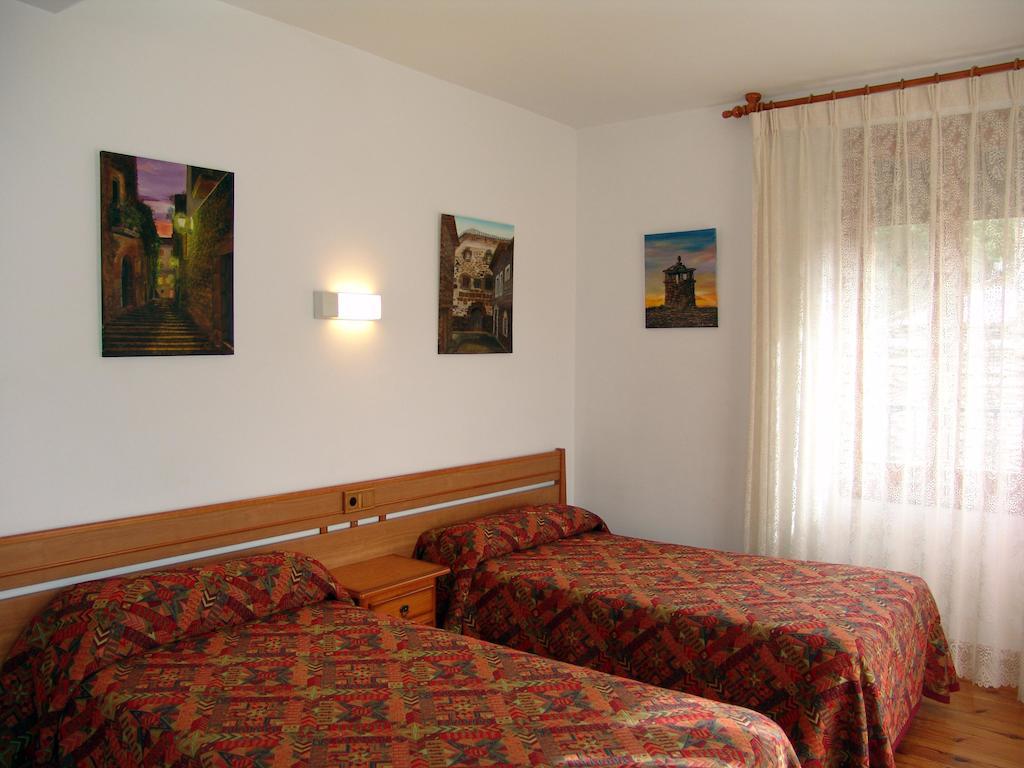 Hostal Pirineos Sarvisé Camera foto